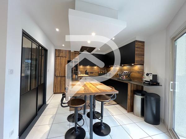 Maison 8 pièces 195 m2