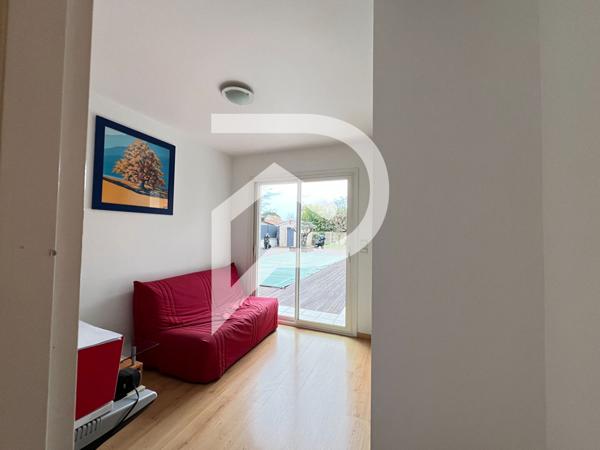 Maison 8 pièces 195 m2