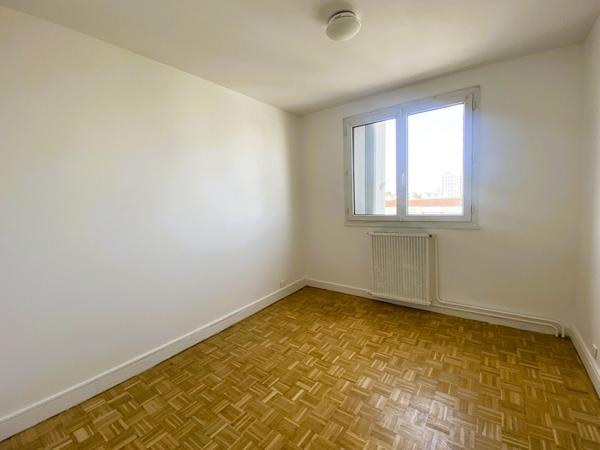 Dernier étage avec terrasse 50 m² - Fontenay aux Roses