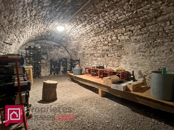 Corps de ferme Precy Le Sec 12 pièces 260 m2