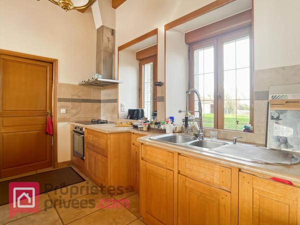 Corps de ferme Precy Le Sec 12 pièces 260 m2