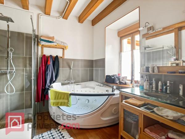 Corps de ferme Precy Le Sec 12 pièces 260 m2