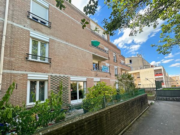 Appartement 4 pièces de 91 m² avec balcon et box à Cergy