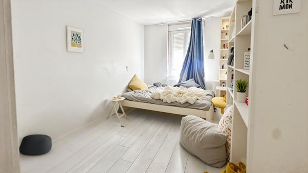 Appartement 4 pièces de 91 m² avec balcon et box à Cergy
