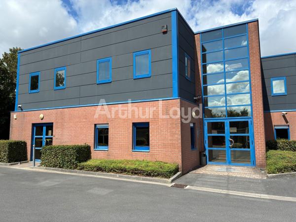 Bureaux à louer à Annoeullin plateau RDC accès indépendant proximité axes routiers