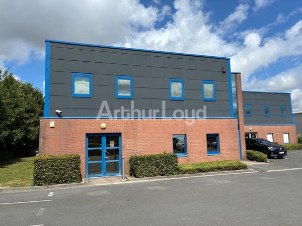 Bureaux à louer à Annoeullin plateau RDC accès indépendant proximité axes routiers