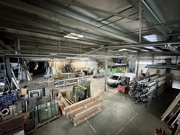 Bâtiment professionnel à Aurillac Aurillac (15000)