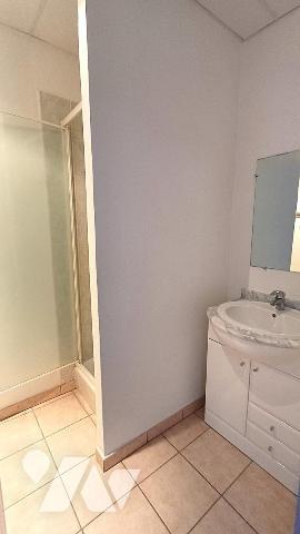 Appartement T3 au centre d'Uzès dans une résidence avec piscine et parking souterrain