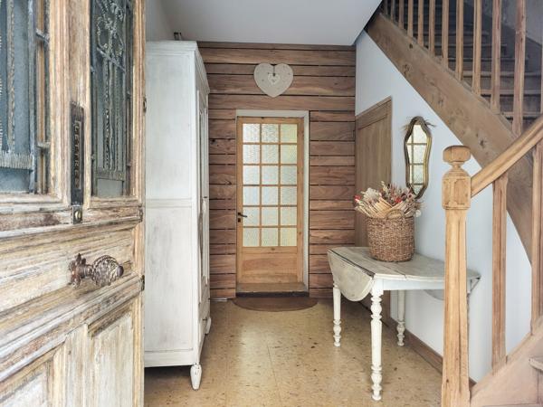 Immeuble
         6 pièces
        - 188 m² Exclusivité 235 000 € *