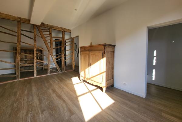 Immeuble
         6 pièces
        - 188 m² Exclusivité 235 000 € *