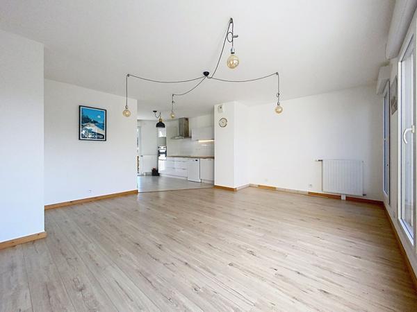Appartement, dernier étage, bord de loire, ascenseur, nantes sud, 3 chambres, bus, commoditées