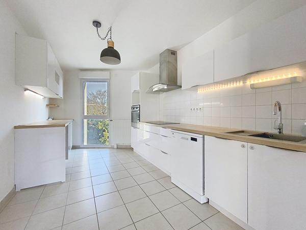 Appartement, dernier étage, bord de loire, ascenseur, nantes sud, 3 chambres, bus, commoditées