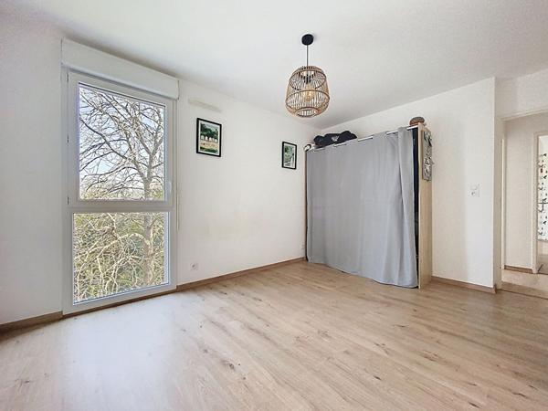 Appartement, dernier étage, bord de loire, ascenseur, nantes sud, 3 chambres, bus, commoditées