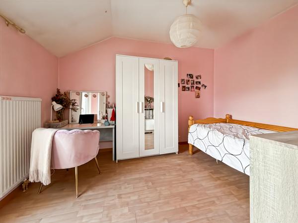 Maison Jouy Le Moutier 4 chambres