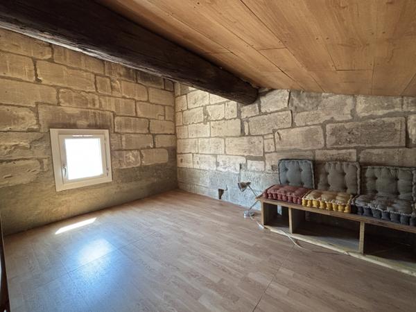 Maison
         2 pièces
        - 115 m² Exclusivité 120 000 € *