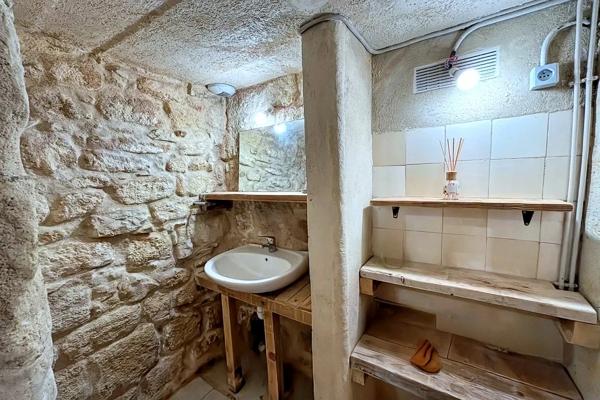 Maison
         2 pièces
        - 115 m² Exclusivité 120 000 € *