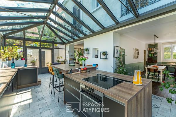 Maison ancienne rénovée dans le centre d’Orgeval avec piscine chauffée