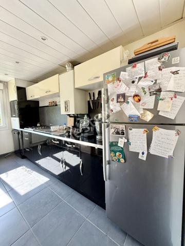 ANGERS VICTOR CHÂTENAY - APPARTEMENT T2 DE 57 M² - STATIONNEMENT SOUS-SOL