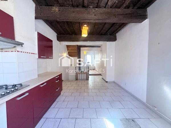 CABESTANY (66), MAISON DE VILLAGE AVEC BEAU POTENTIEL, PROCHE COMMERCES ET STATIONNEMENTS