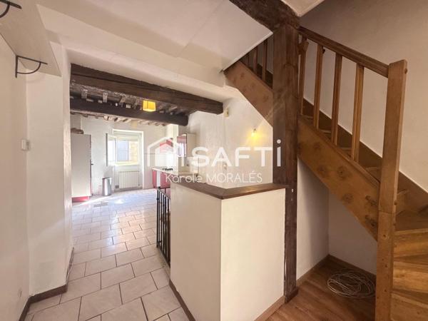 CABESTANY (66), MAISON DE VILLAGE AVEC BEAU POTENTIEL, PROCHE COMMERCES ET STATIONNEMENTS