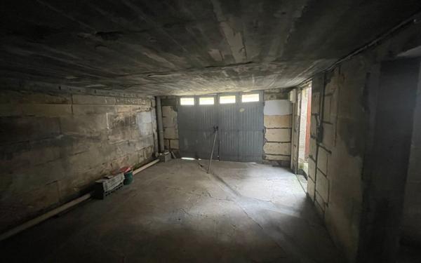 Maison à vendre    5 pièces •  Saintes