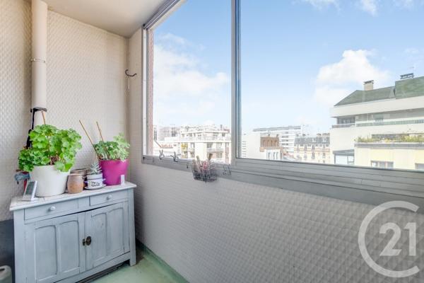 Appartement F2 à vendre  2 pièces - 56,05 m2 PARIS - 75019