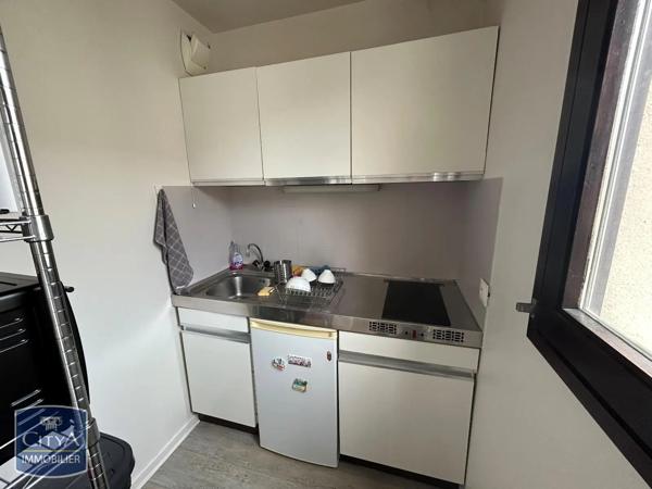 Appartement à louer 1 pièce 26.57m² Clermont-Ferrand (63000)