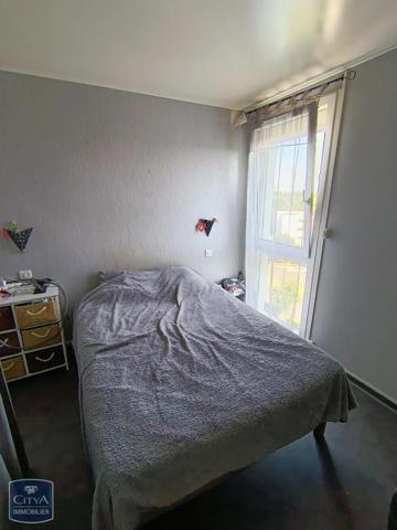 Appartement à louer 4 pièces 78.53m² Saint-Quentin (02100)