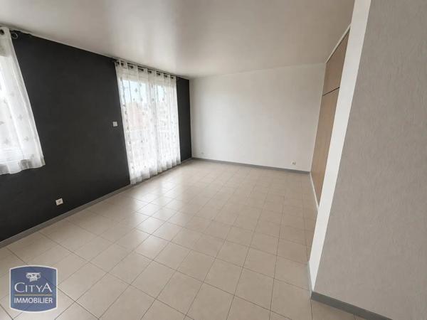 Appartement à louer 4 pièces 78.53m² Saint-Quentin (02100)