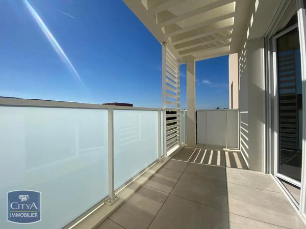Appartement à louer 3 pièces 60.62m² Monteux (84170)