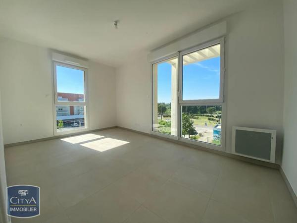 Appartement à louer 3 pièces 60.62m² Monteux (84170)
