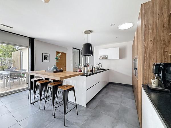 Belle villa de plain pied récente avec piscine à Meximieux, 3 chambres, belles prestations! Coup de coeur!