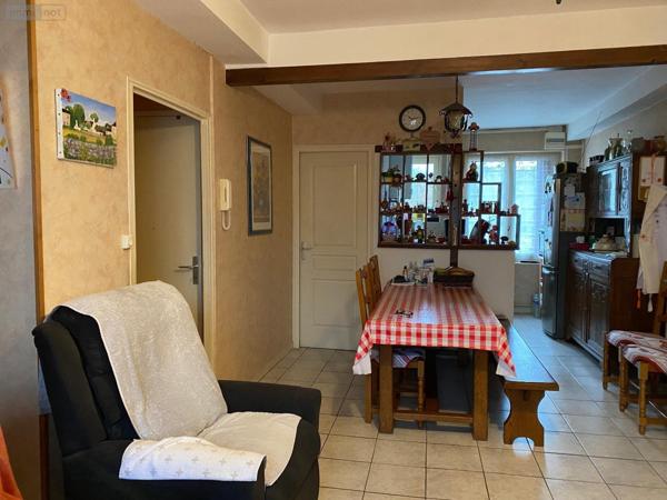 Immeuble à vendre à Génelard en Saône-et-Loire (71420), ref : IM-E-CA   
CENTRE VILLE