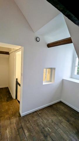 Superbe maison bourgeoise en campagne, 4 chambres et jardin clos.