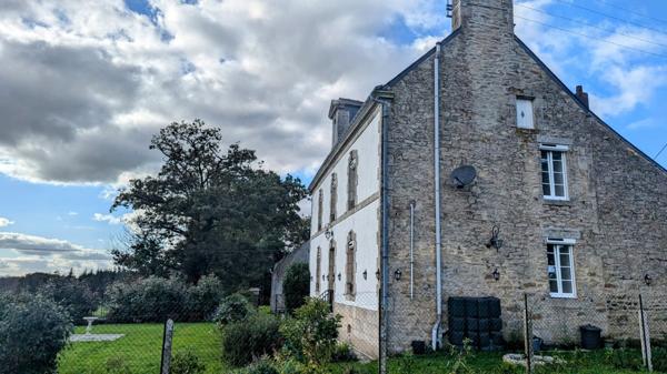 Superbe maison bourgeoise en campagne, 4 chambres et jardin clos.