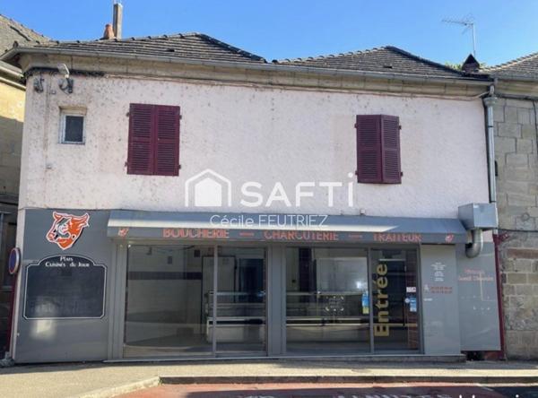 Immeuble avec local commercial