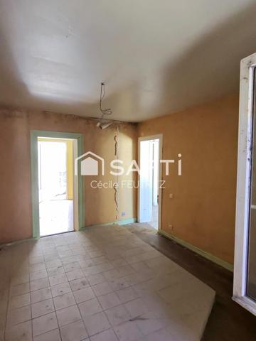 Immeuble avec local commercial