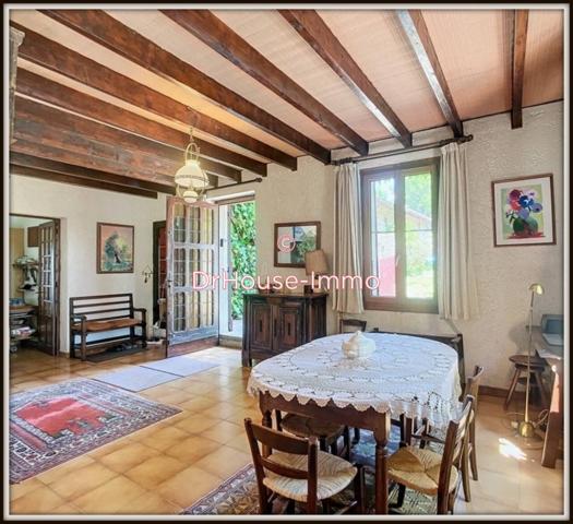 Maison à vendre 10 pièces de 221 m²