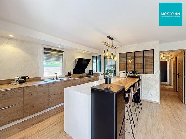 Maison Montrond Les Bains 6 pièce(s) 137.19 m2