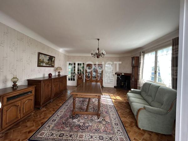 En exclusivité quartier Sainte Pezenne maison de 90 m² avec jardin et garage.