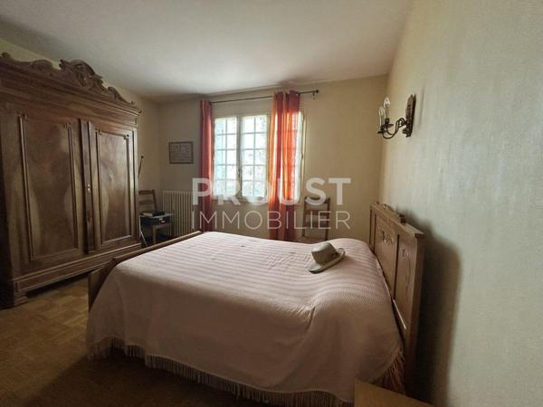 En exclusivité quartier Sainte Pezenne maison de 90 m² avec jardin et garage.