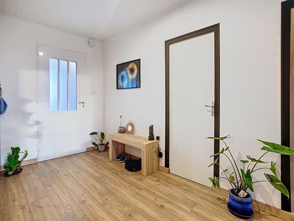 A vendre Maison 4 chambres, garage et jardin à Bouglon