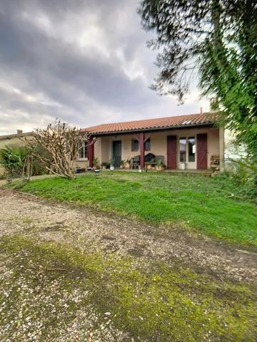 A vendre Maison 4 chambres, garage et jardin à Bouglon