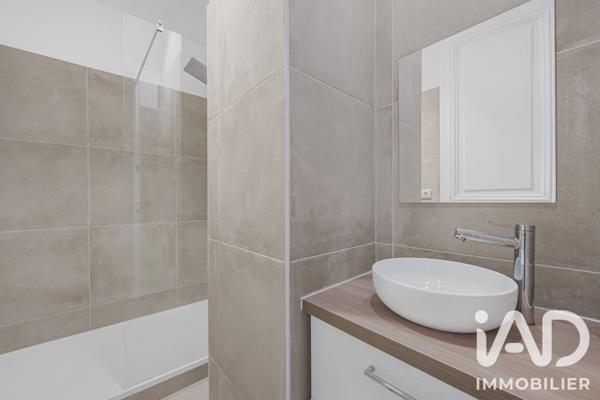 Location appartement 6 pièces 175 m² Paris 8