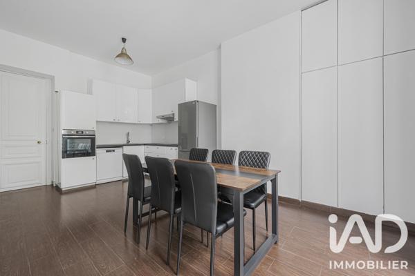 Location appartement 6 pièces 175 m² Paris 8