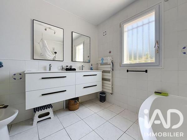 Maison à vendre 8 pièces 173 m² Lagord