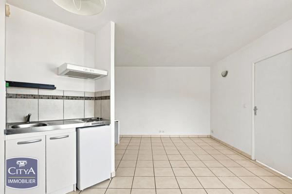 Appartement à vendre 2 pièces 32.7m² Clermont-l'Hérault (34800)