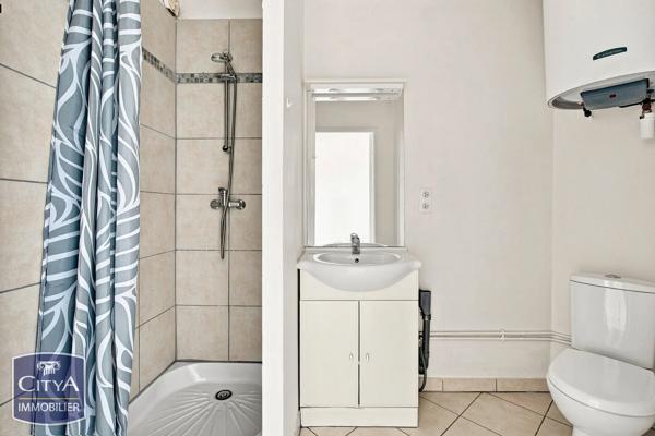 Appartement à vendre 2 pièces 32.7m² Clermont-l'Hérault (34800)