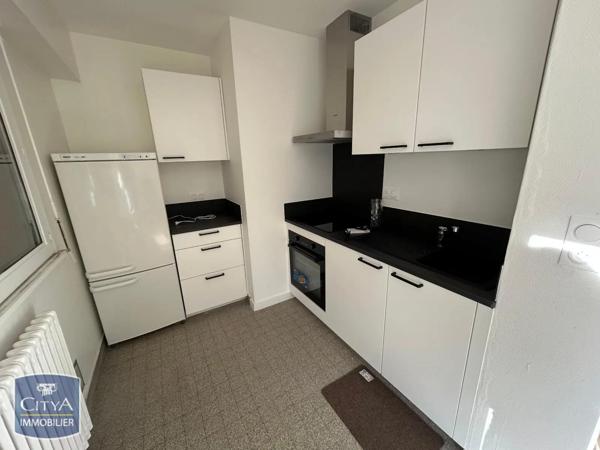 Appartement à louer 1 pièce 35.9m²