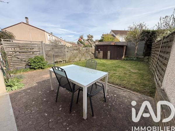 Maison à vendre 5 pièces 99,45 m² Montigny-le-Bretonneux